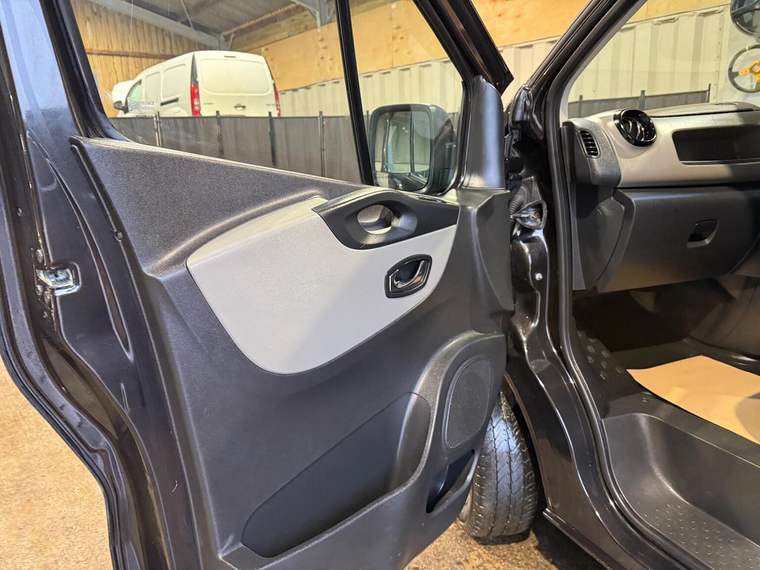 Used Renault Trafic 2019 for sale - 77179721: Photo 30