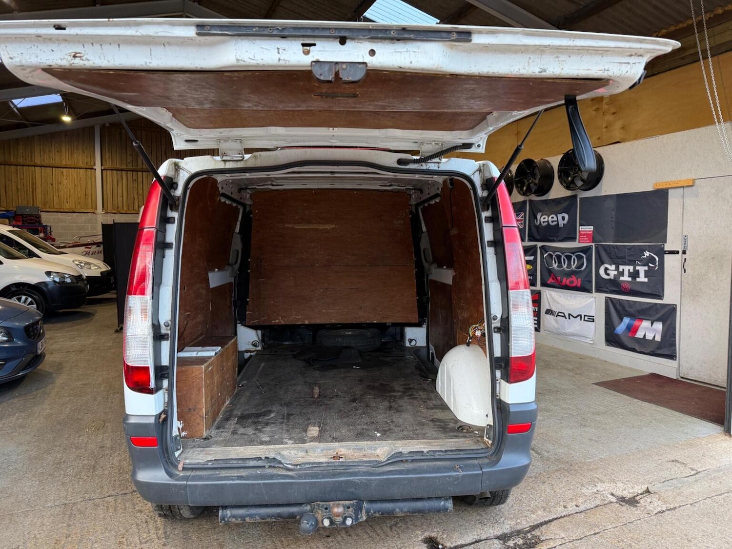 Used Mercedes-Benz Vito 2009 for sale - 76510885: Photo 37