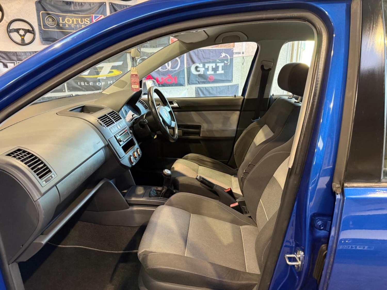 Used Volkswagen Polo 2005 for sale - 76605796: Photo 25