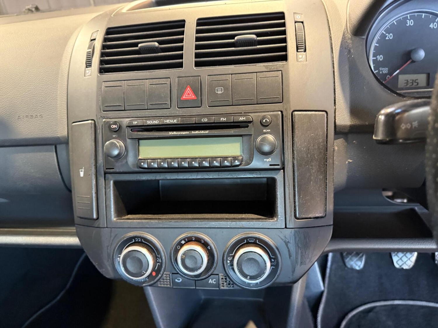 Used Volkswagen Polo 2005 for sale - 76605796: Photo 37