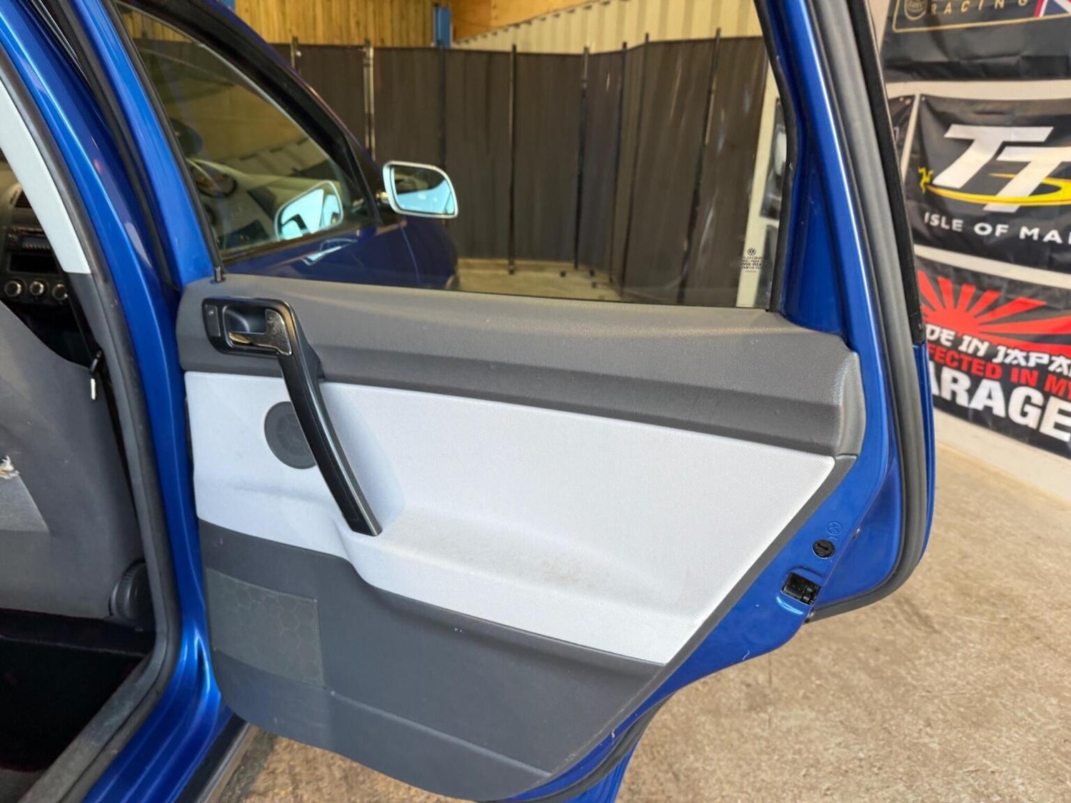 Used Volkswagen Polo 2005 for sale - 76605796: Photo 42