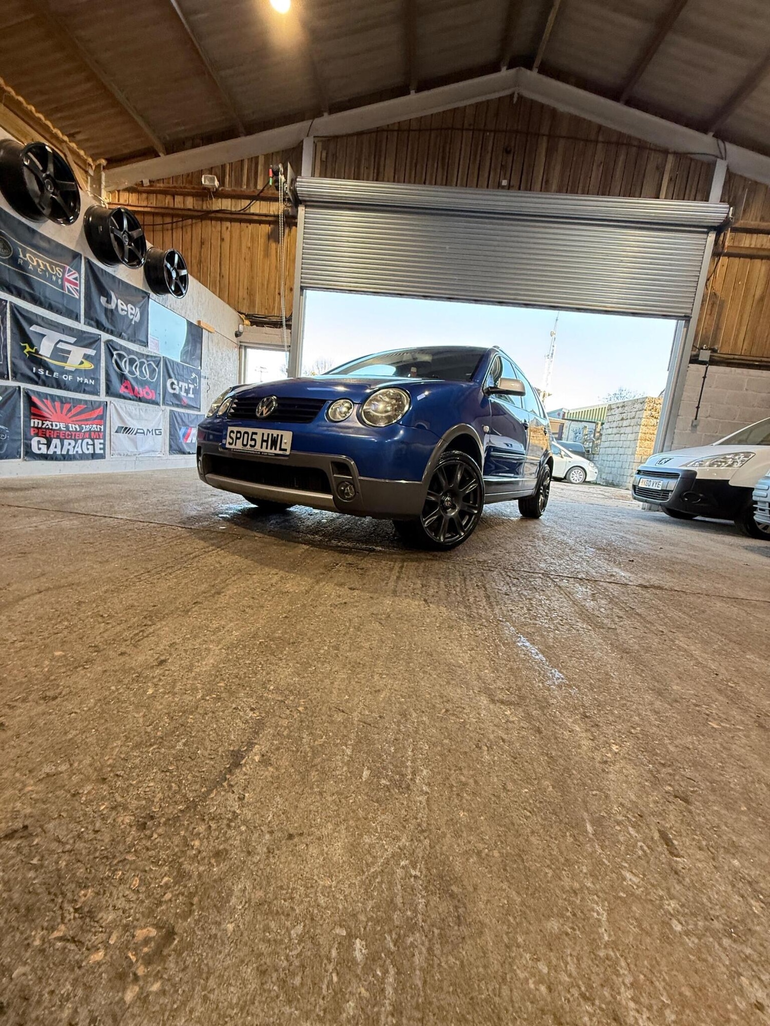 Used Volkswagen Polo 2005 for sale - 76605796: Photo 60