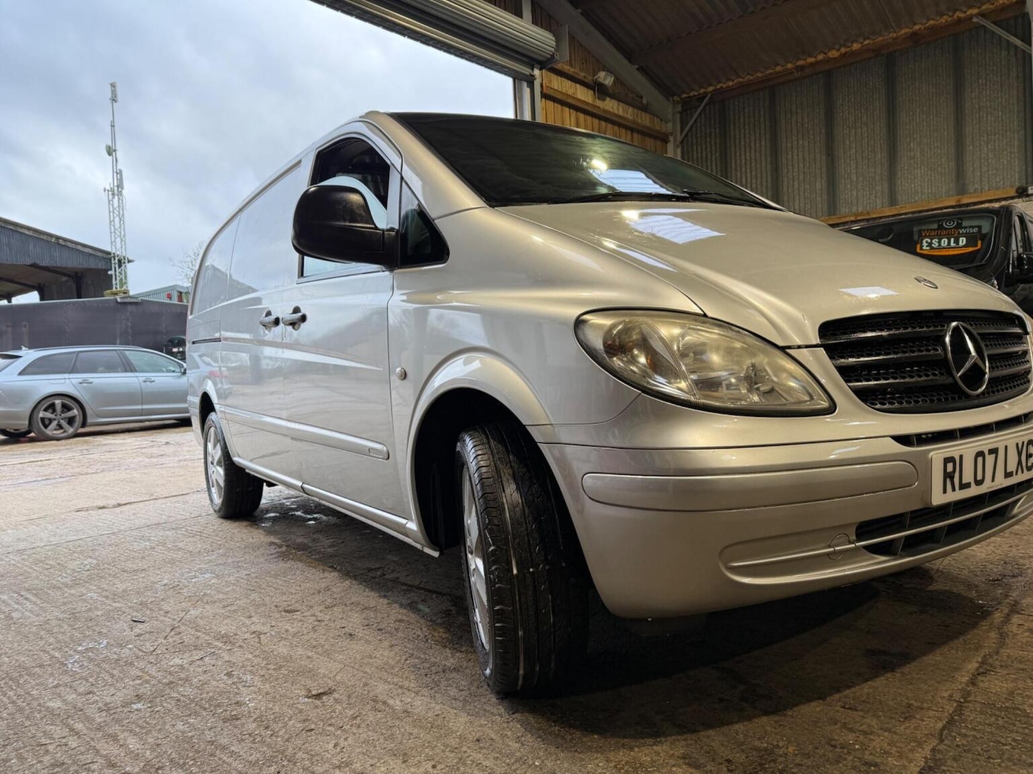 Used Mercedes-Benz Vito 2007 for sale - 77370632: Photo 2