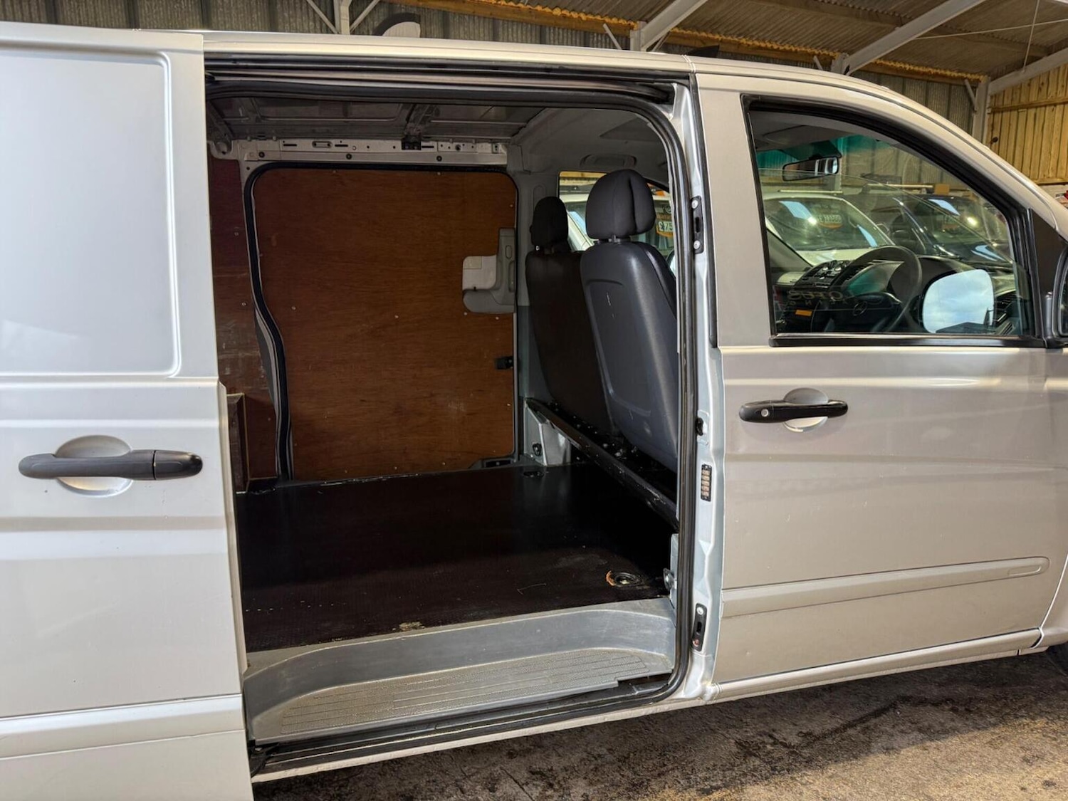 Used Mercedes-Benz Vito 2007 for sale - 77370632: Photo 42