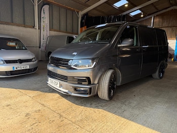 Used Volkswagen Transporter 2015 for sale - 77864853: Photo