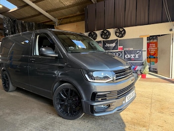 Used Volkswagen Transporter 2015 for sale - 77864853: Photo