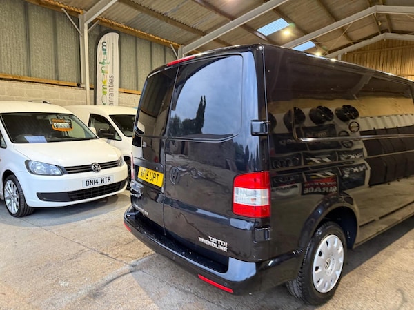 Used Volkswagen Transporter 2015 for sale - 76041000: Photo 14