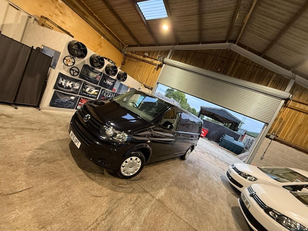 Used Volkswagen Transporter 2015 for sale - 76041000: Photo 60