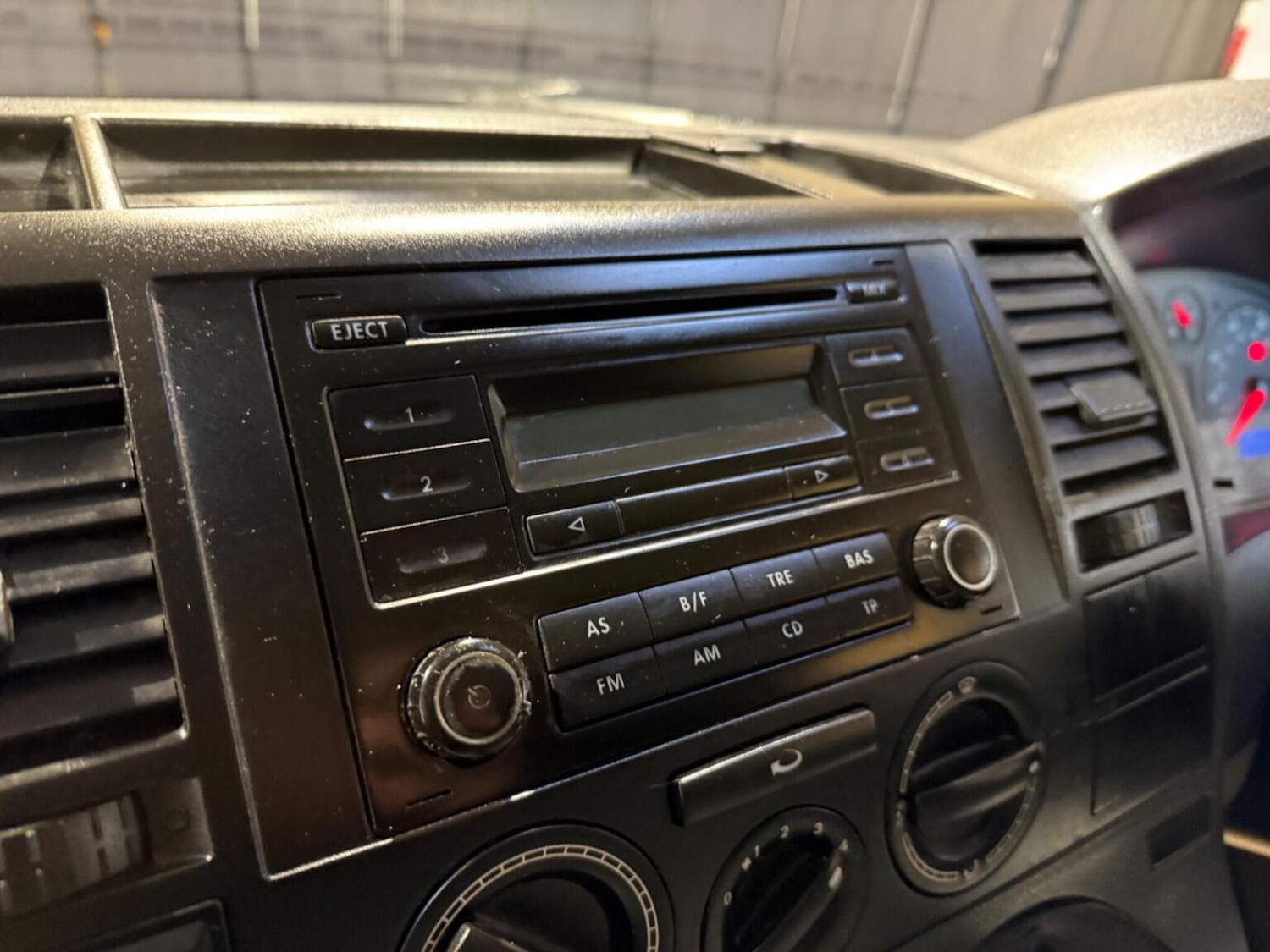 Used Volkswagen Transporter 2007 for sale - 76830368: Photo 29