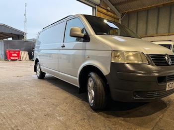 Used Volkswagen Transporter 2007 for sale - 76830368: Photo