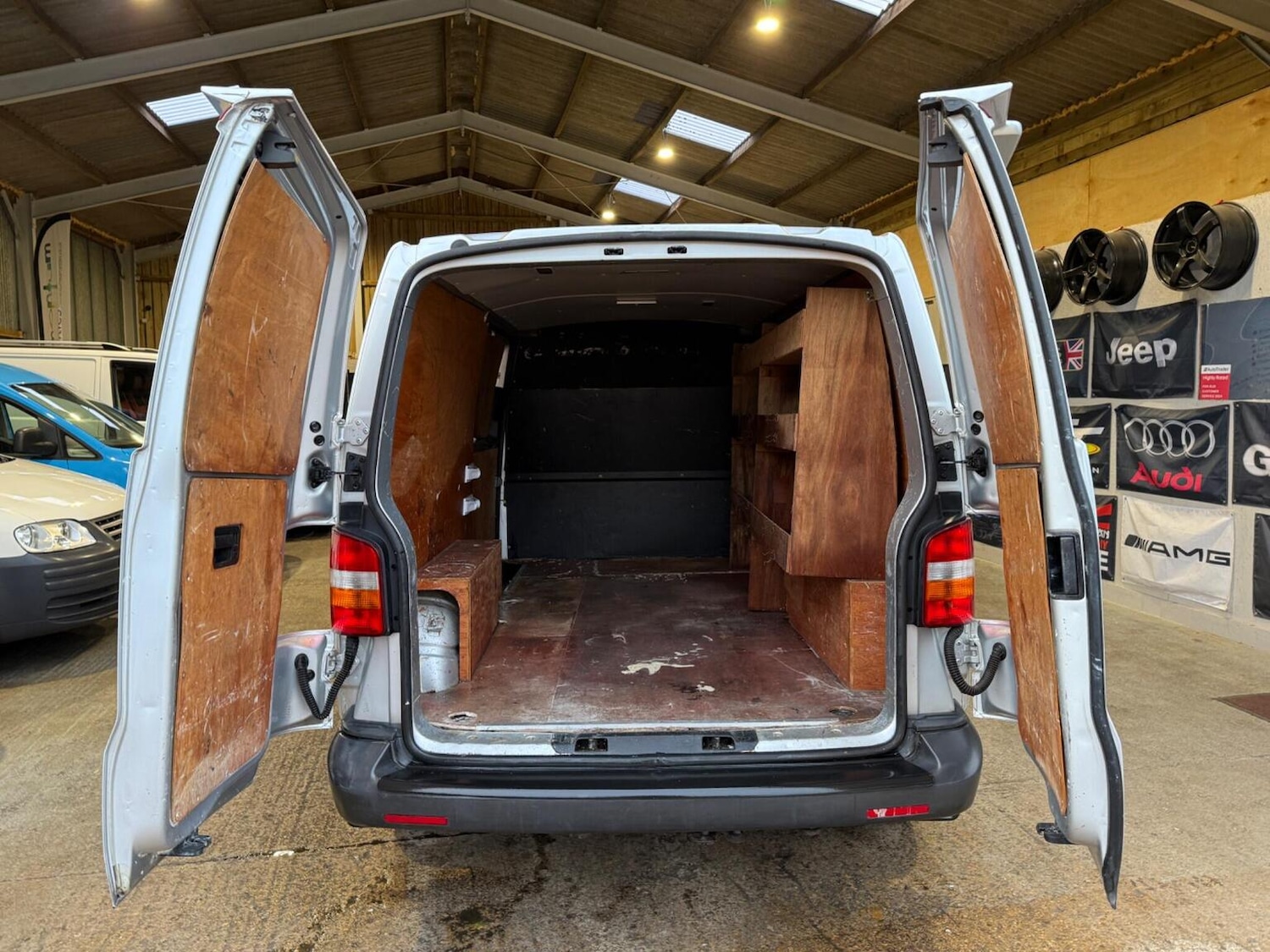 Used Volkswagen Transporter 2007 for sale - 76830368: Photo 38