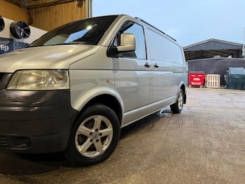 Used Volkswagen Transporter 2007 for sale - 76830368: Photo