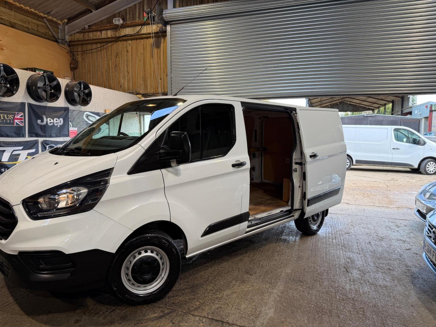 Used Ford Transit Custom 2019 for sale - 76317462: Photo 31
