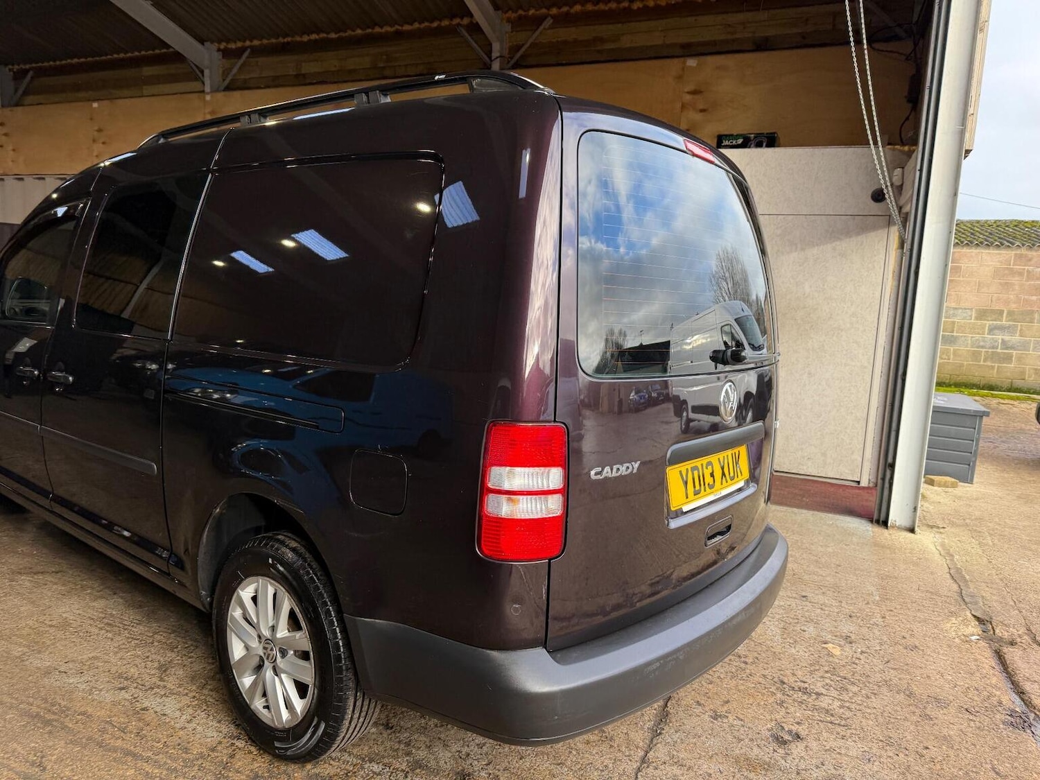 Used Volkswagen Caddy Maxi 2013 for sale - 76924422: Photo 13