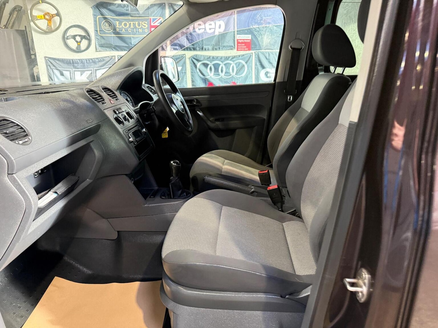 Used Volkswagen Caddy Maxi 2013 for sale - 76924422: Photo 28