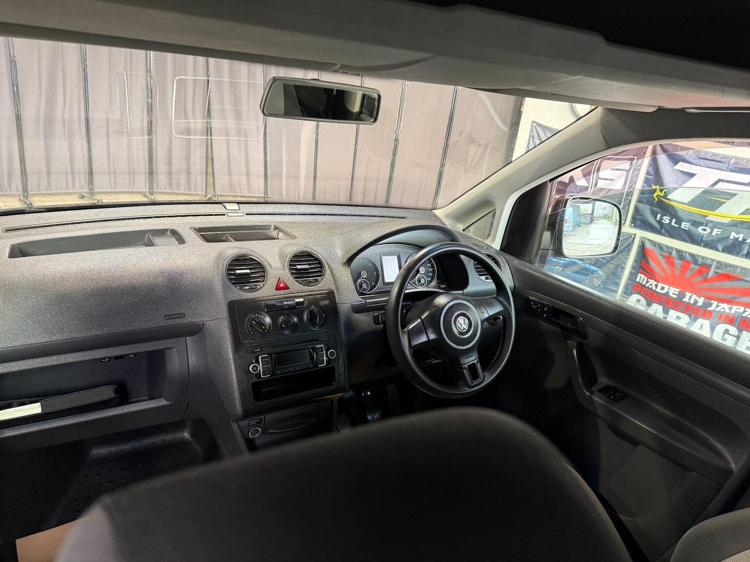 Used Volkswagen Caddy Maxi 2013 for sale - 76924422: Photo 32