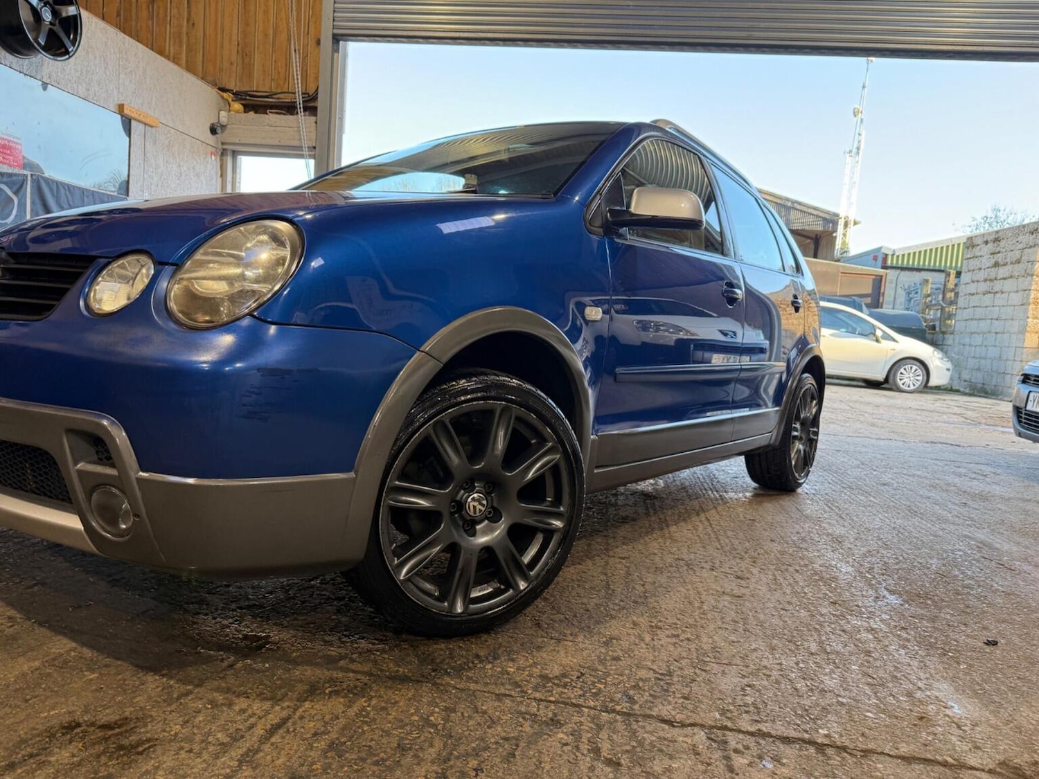 Used Volkswagen Polo 2005 for sale - 77482263: Photo 3