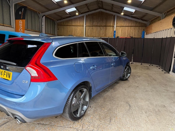 Used Volvo V60 2014 for sale - 76174081: Photo 15