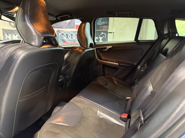 Used Volvo V60 2014 for sale - 76174081: Photo 33