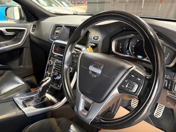 Used Volvo V60 2014 for sale - 76174081: Photo 44