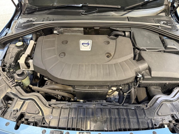 Used Volvo V60 2014 for sale - 76174081: Photo 52
