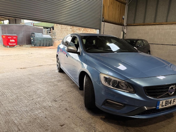Used Volvo V60 2014 for sale - 76174081: Photo 8