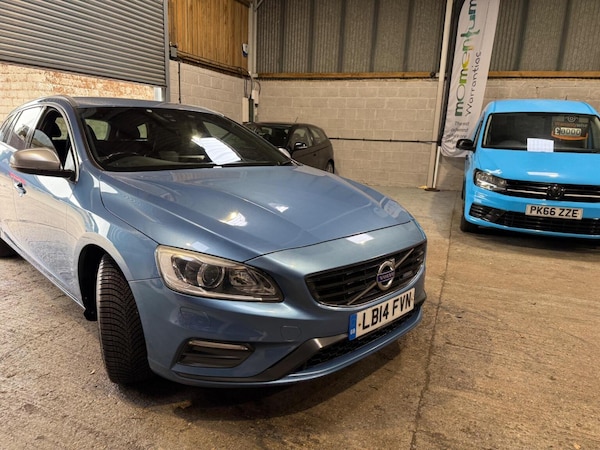 Used Volvo V60 2014 for sale - 76174081: Photo 9