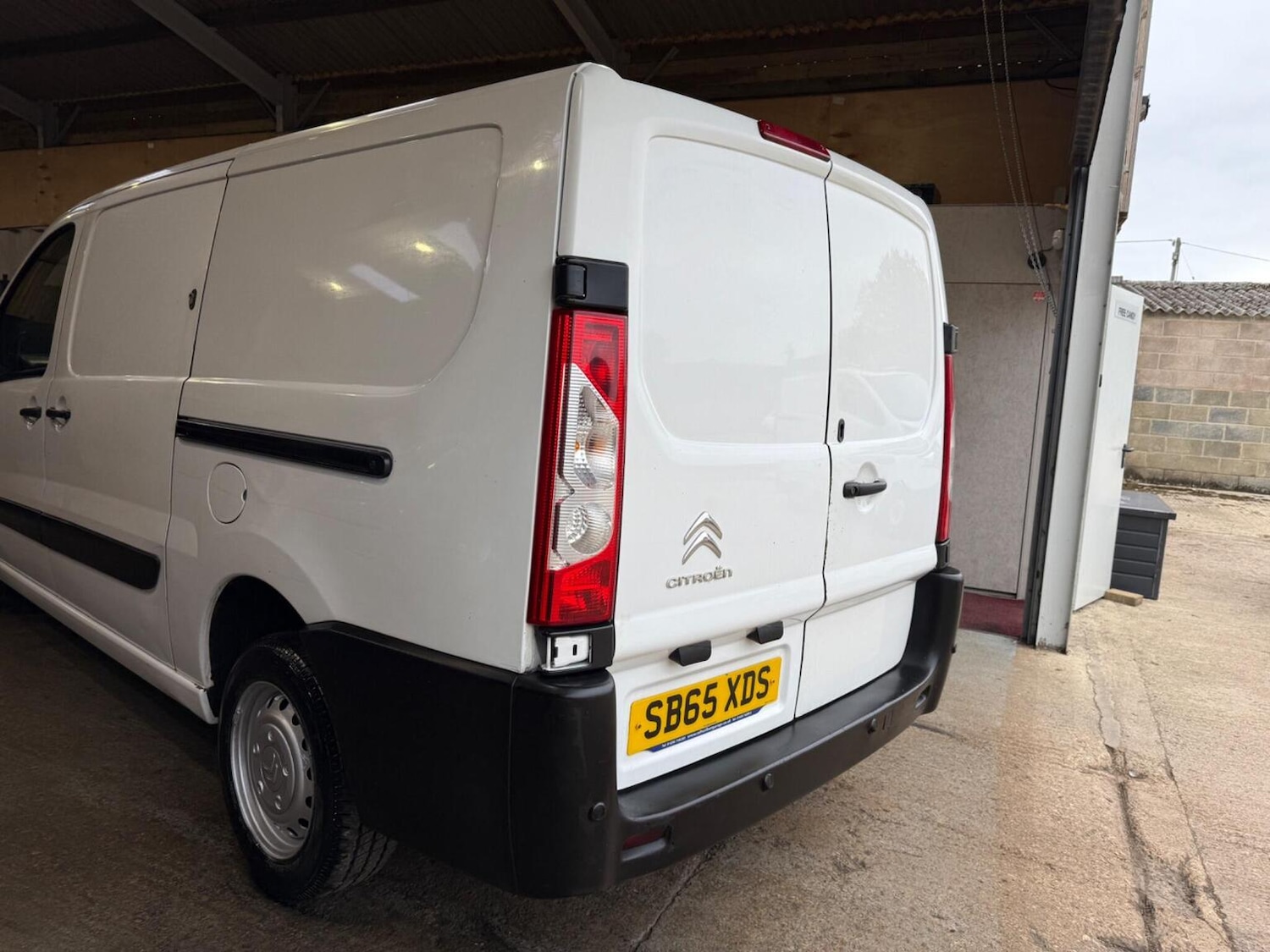 Used Citroen Dispatch 2015 for sale - 76317441: Photo 13