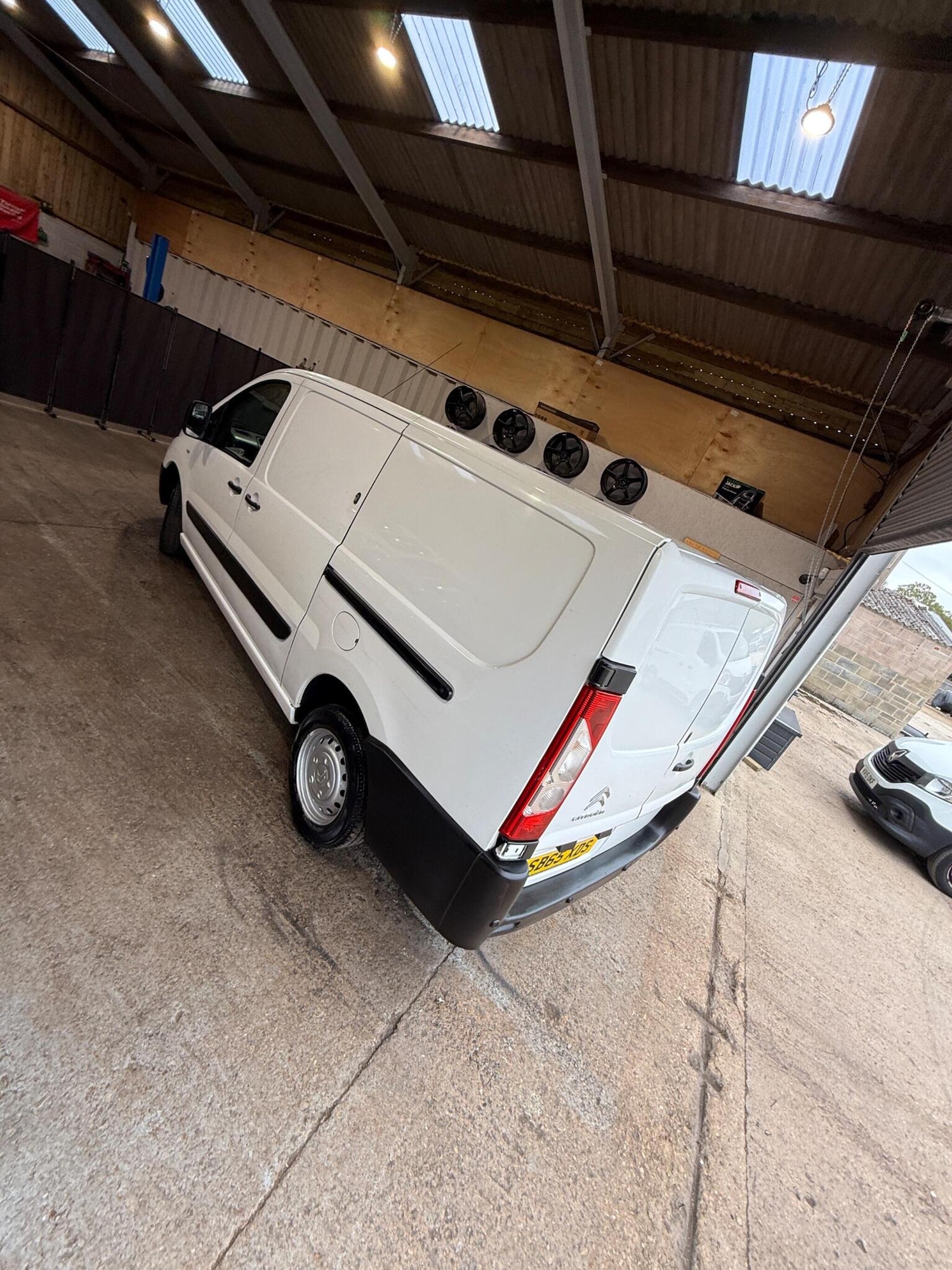 Used Citroen Dispatch 2015 for sale - 76317441: Photo 69