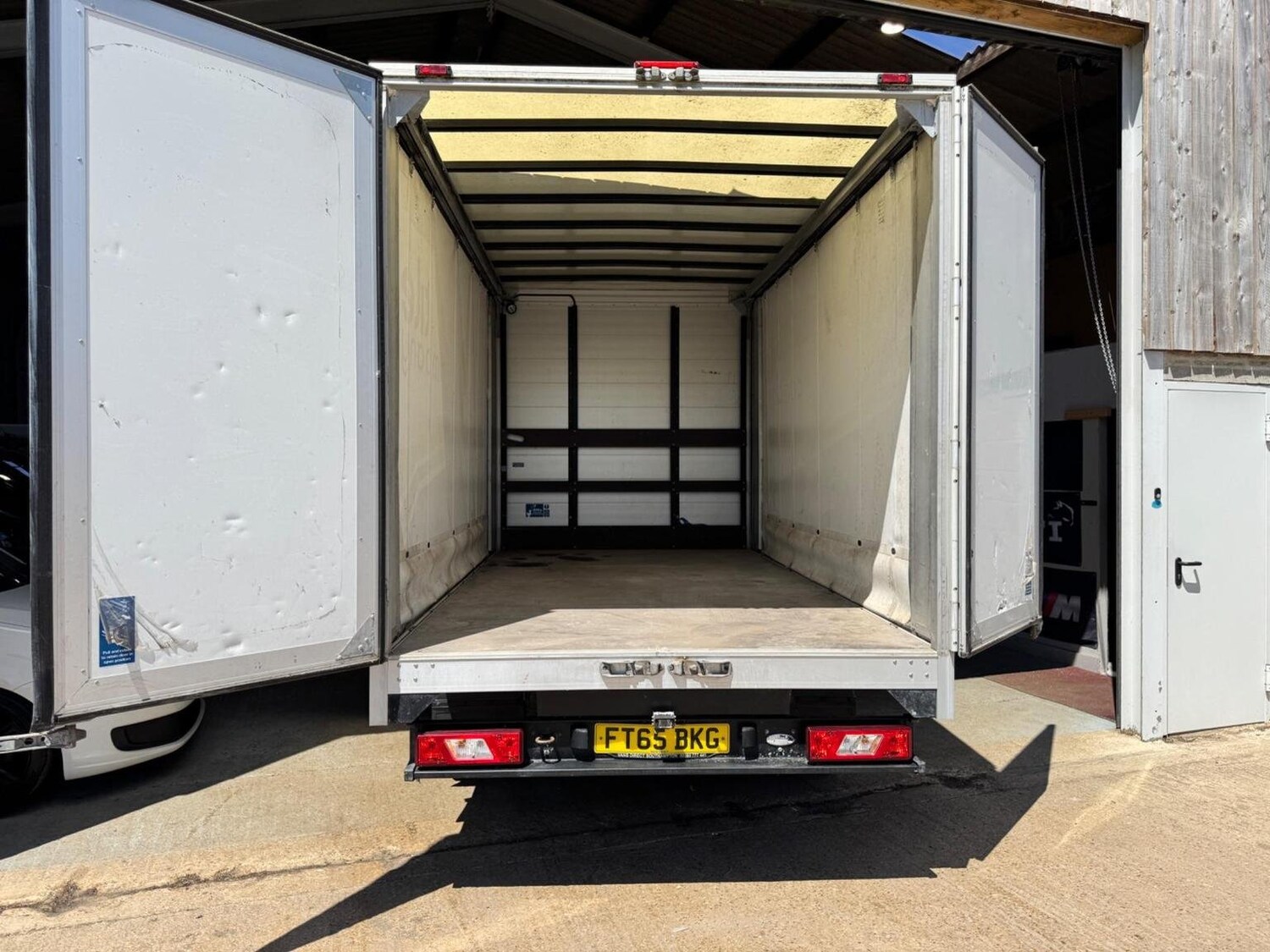 Vehicle 29