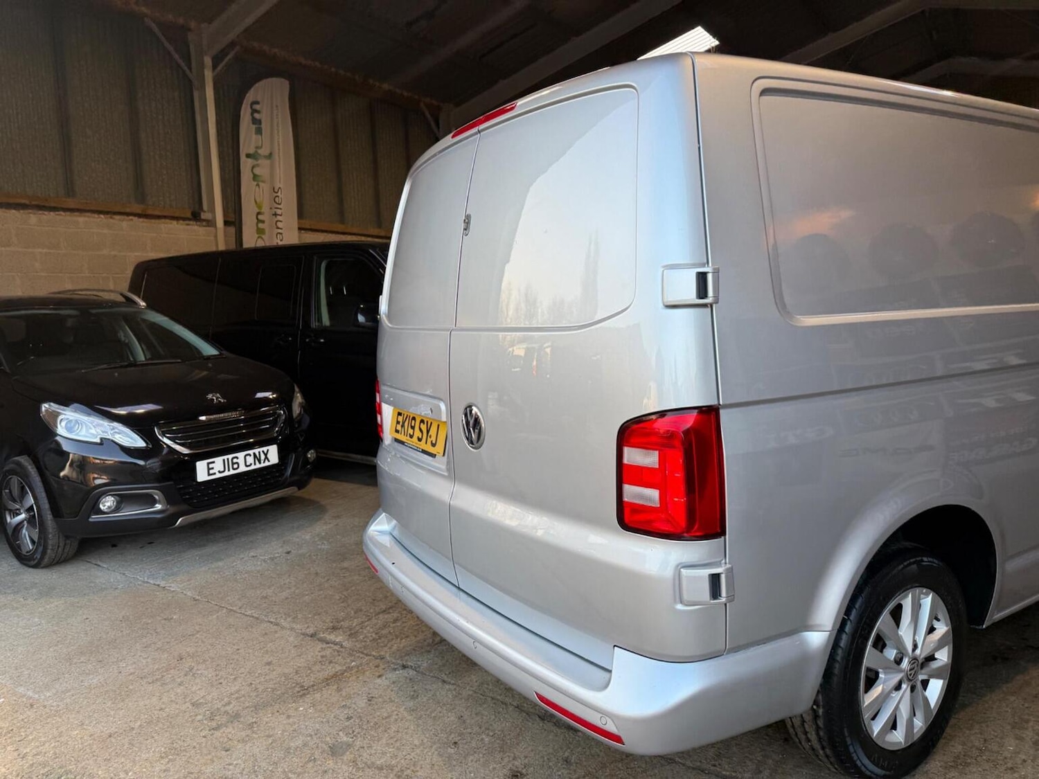 Used Volkswagen Transporter 2019 for sale - 77758995: Photo 15