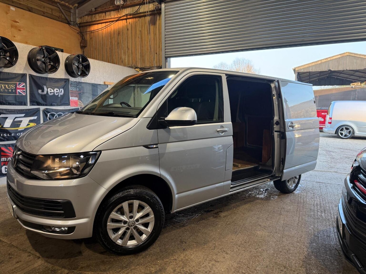Used Volkswagen Transporter 2019 for sale - 77758995: Photo 30
