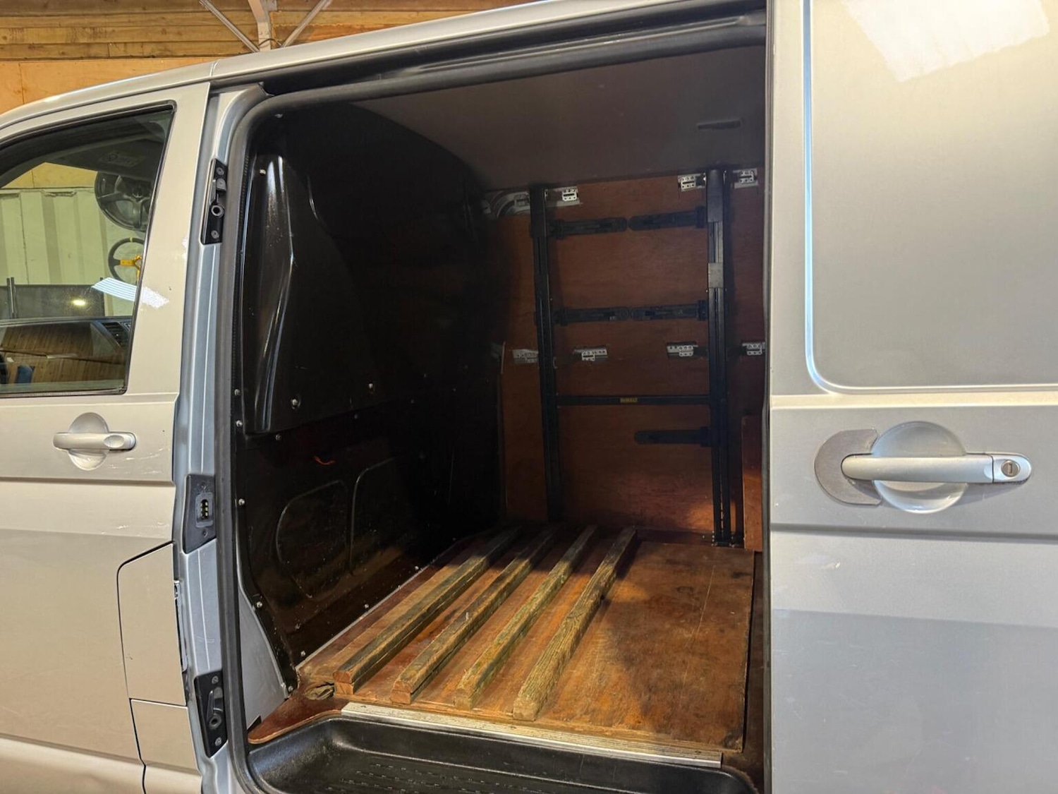 Used Volkswagen Transporter 2019 for sale - 77758995: Photo 31