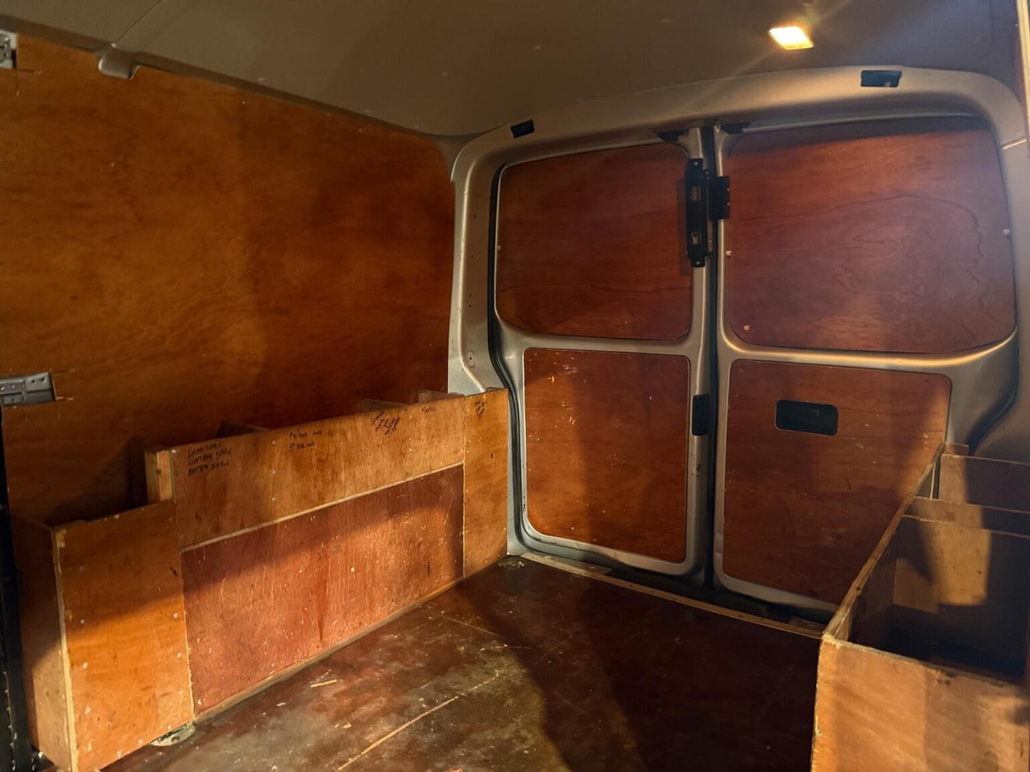 Used Volkswagen Transporter 2019 for sale - 77758995: Photo 32