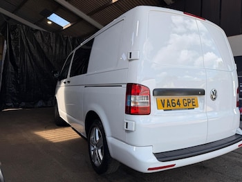 Used Volkswagen Transporter 2015 for sale - 79067363: Photo
