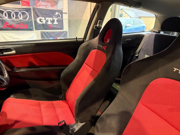 Used Honda Civic 2004 for sale - 76174080: Photo 24