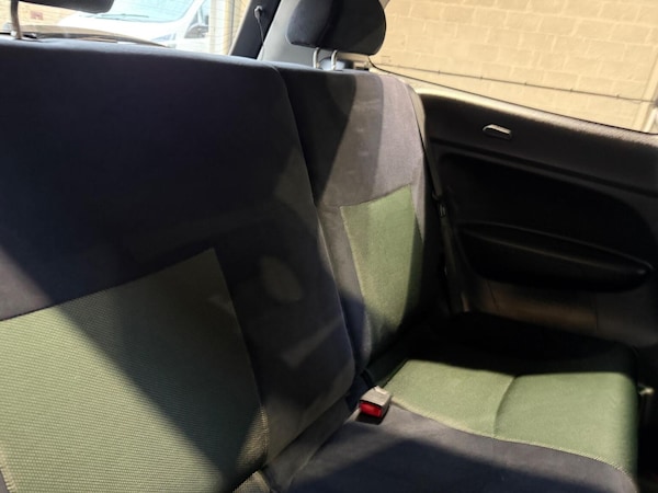 Used Honda Civic 2004 for sale - 76174080: Photo 32