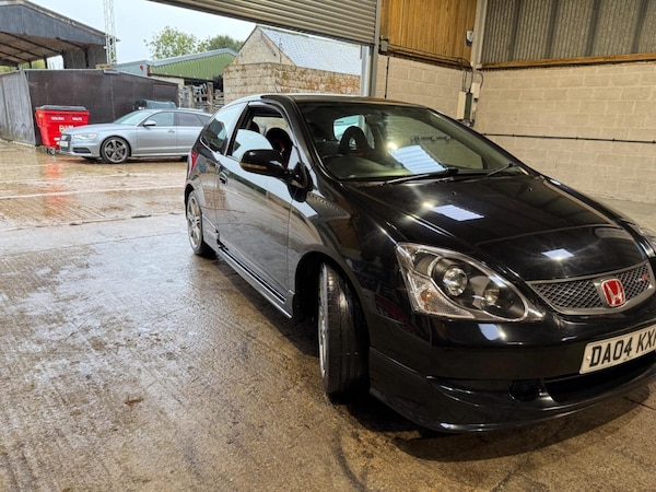 Used Honda Civic 2004 for sale - 76174080: Photo 8