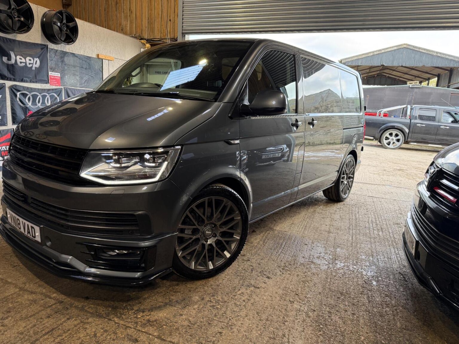 Used Volkswagen Transporter 2018 for sale - 77675666: Photo 3