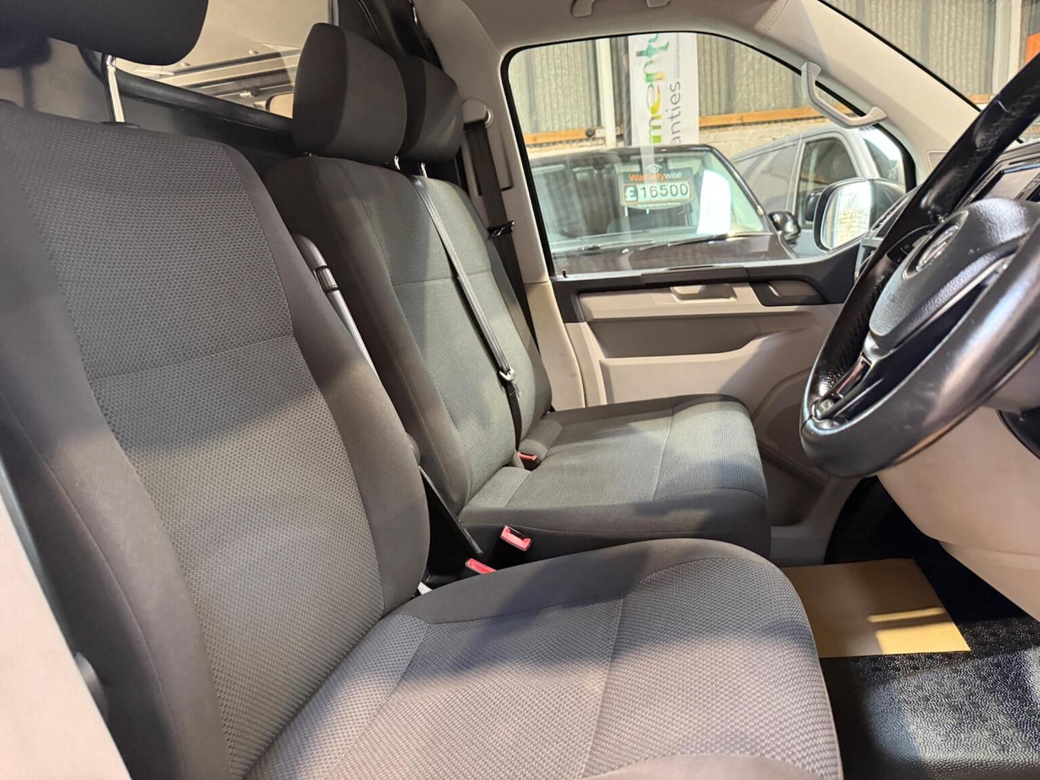 Used Volkswagen Transporter 2018 for sale - 77675666: Photo 41