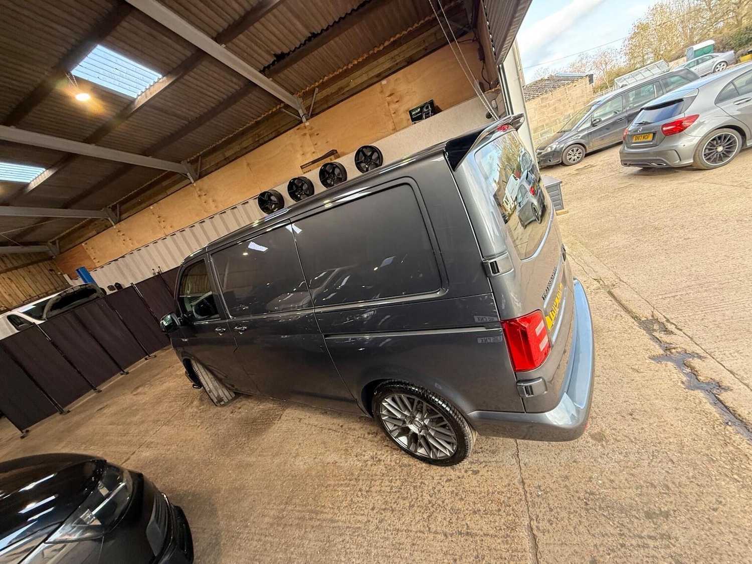 Used Volkswagen Transporter 2018 for sale - 77675666: Photo 58