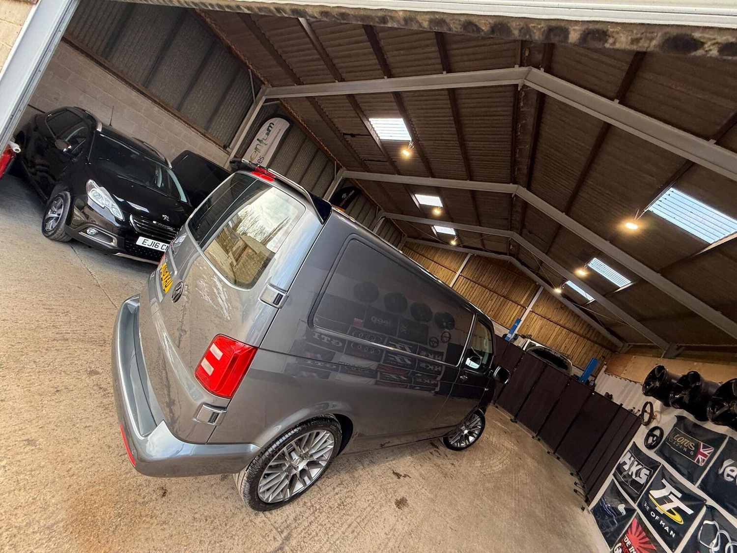 Used Volkswagen Transporter 2018 for sale - 77675666: Photo 59