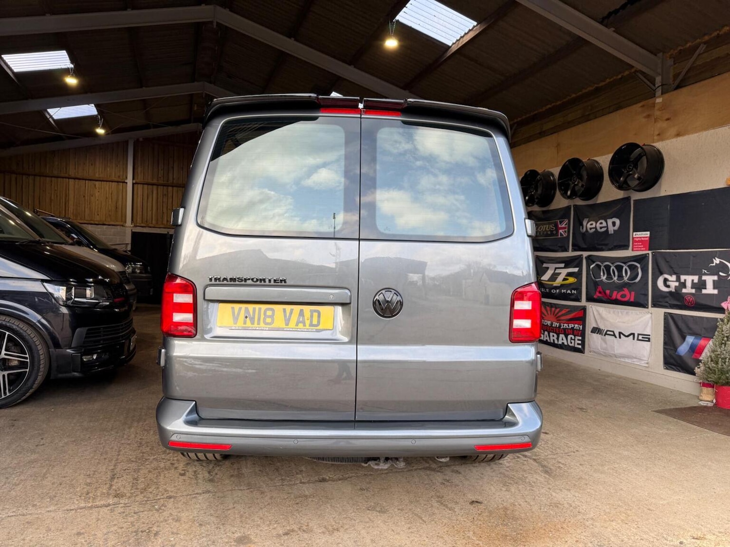 Used Volkswagen Transporter 2018 for sale - 77675666: Photo 7