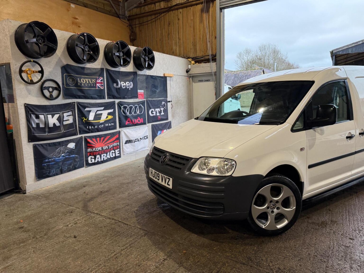 Used Volkswagen Caddy Maxi 2009 for sale - 76807278: Photo 10