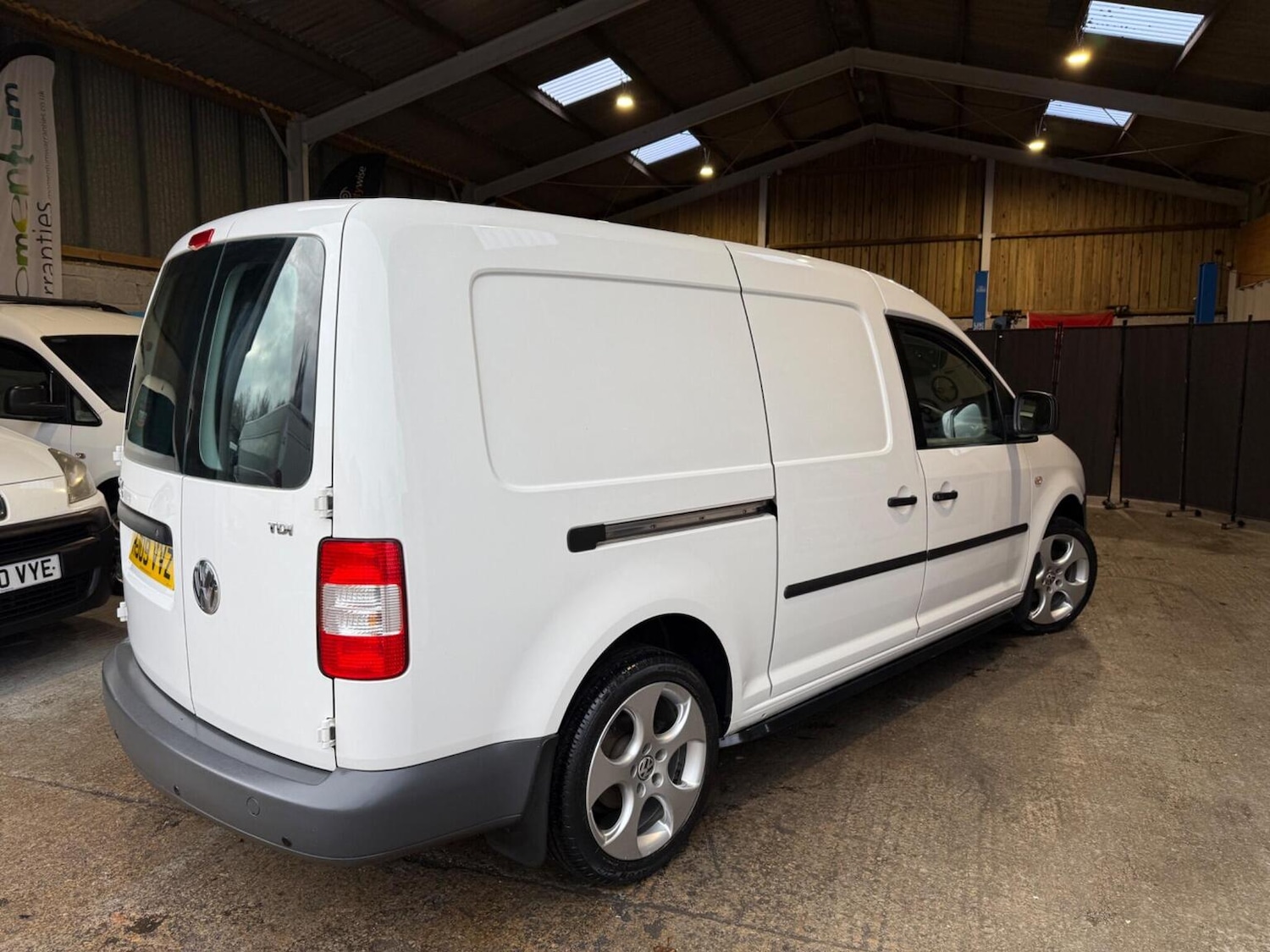 Used Volkswagen Caddy Maxi 2009 for sale - 76807278: Photo 12