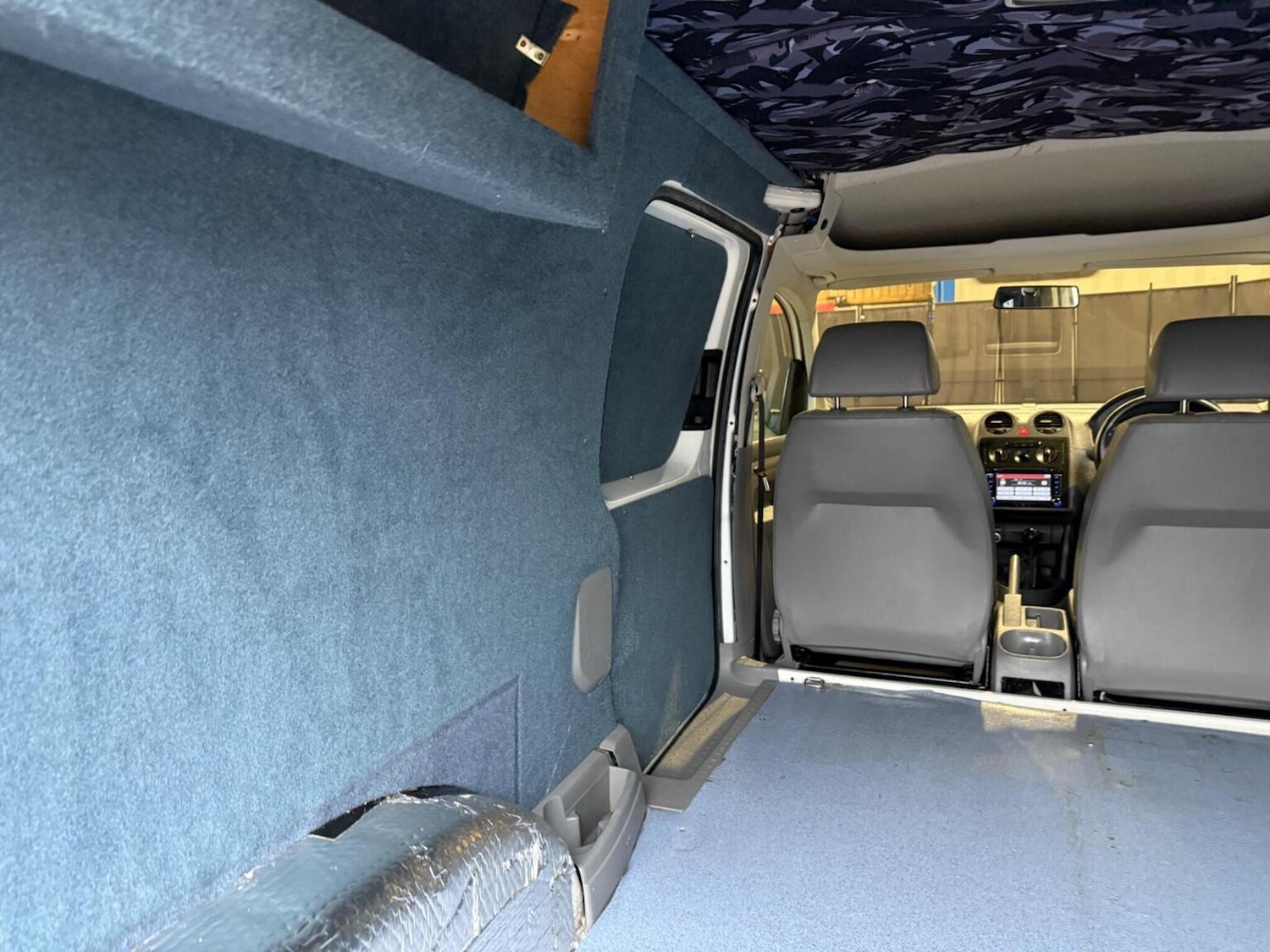 Used Volkswagen Caddy Maxi 2009 for sale - 76807278: Photo 37