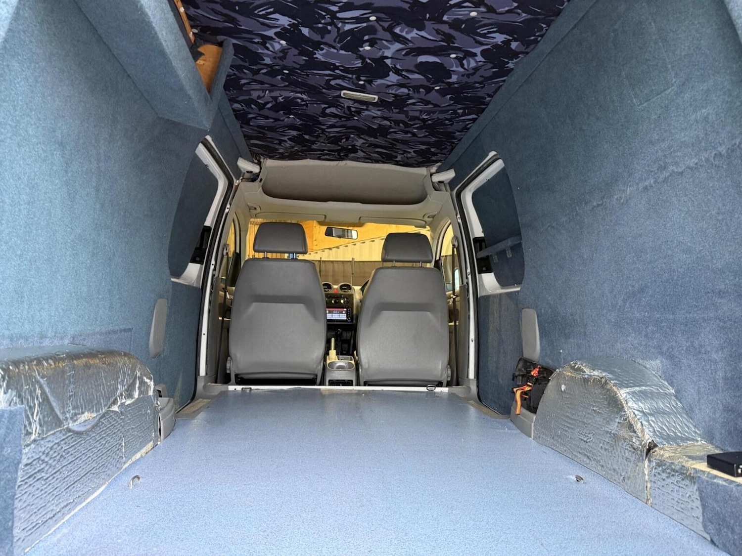 Used Volkswagen Caddy Maxi 2009 for sale - 76807278: Photo 40