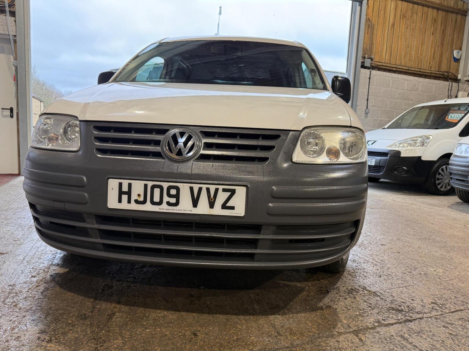Used Volkswagen Caddy Maxi 2009 for sale - 76807278: Photo 6