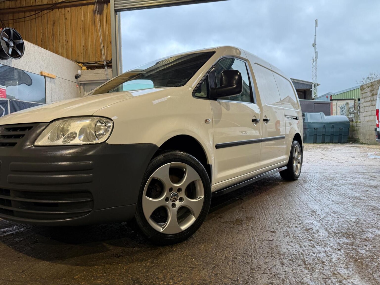 Used Volkswagen Caddy Maxi 2009 for sale - 76807278: Photo 61