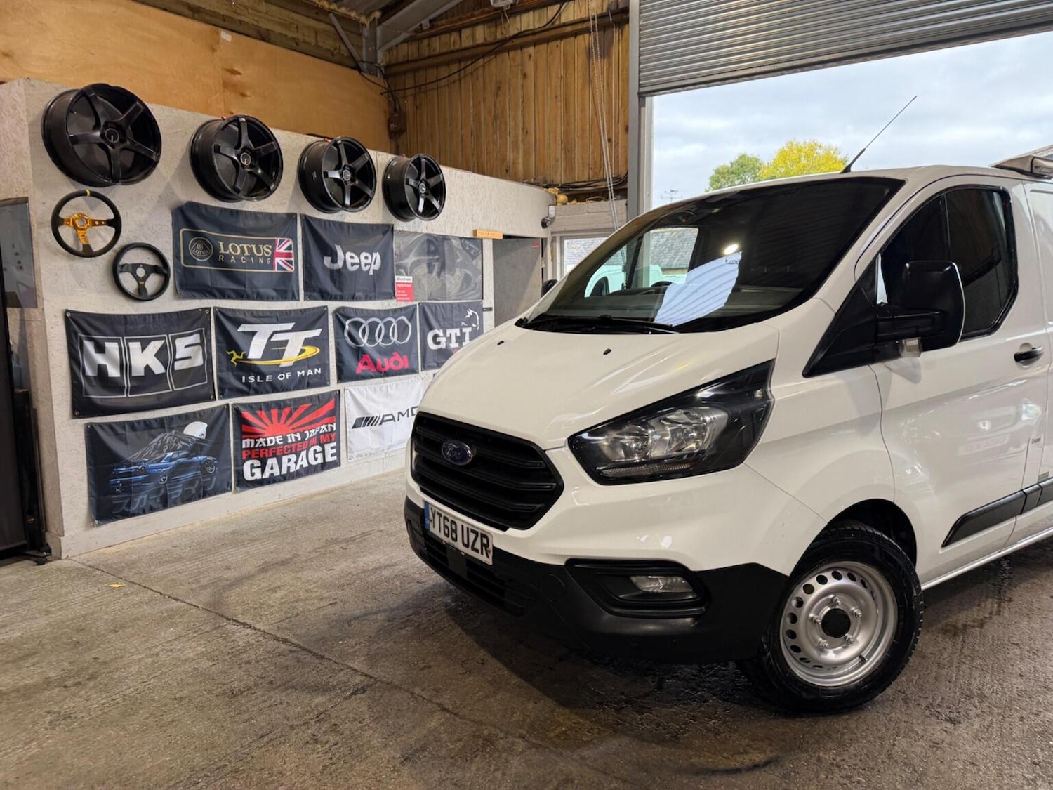 Used Ford Transit Custom 2018 for sale - 76120209: Photo 11